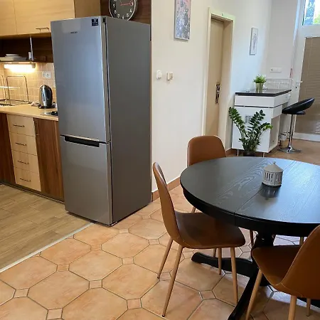 Appartement Idyllapartman *